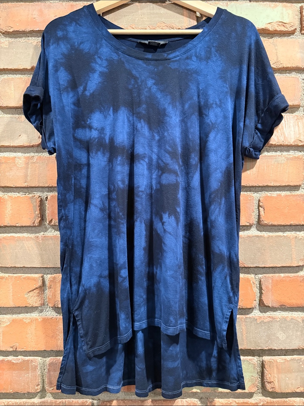 Tahari Navy and Dark Blue Tie-Dye Tunic Top